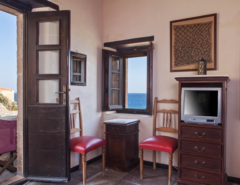 EXCLUSIVE COLLECTION