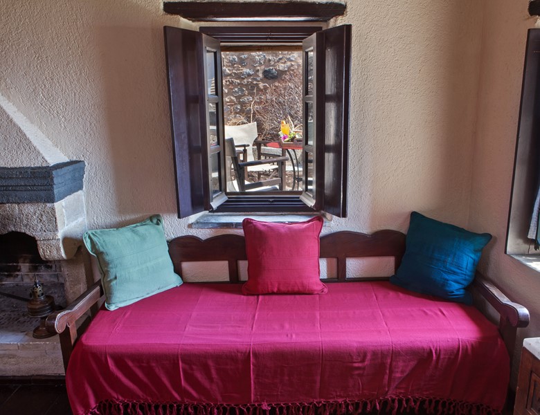 EXCLUSIVE COLLECTION