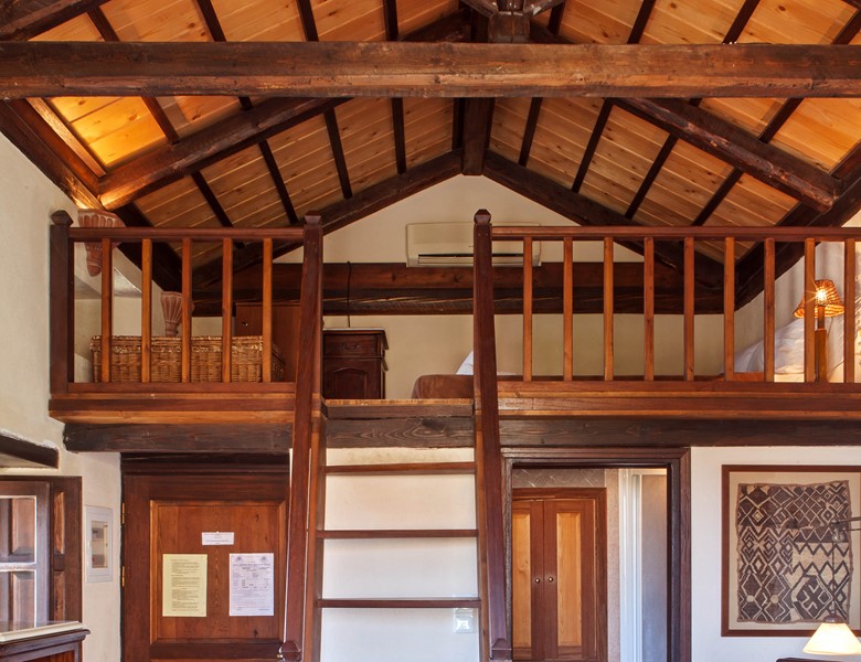 EXCLUSIVE COLLECTION