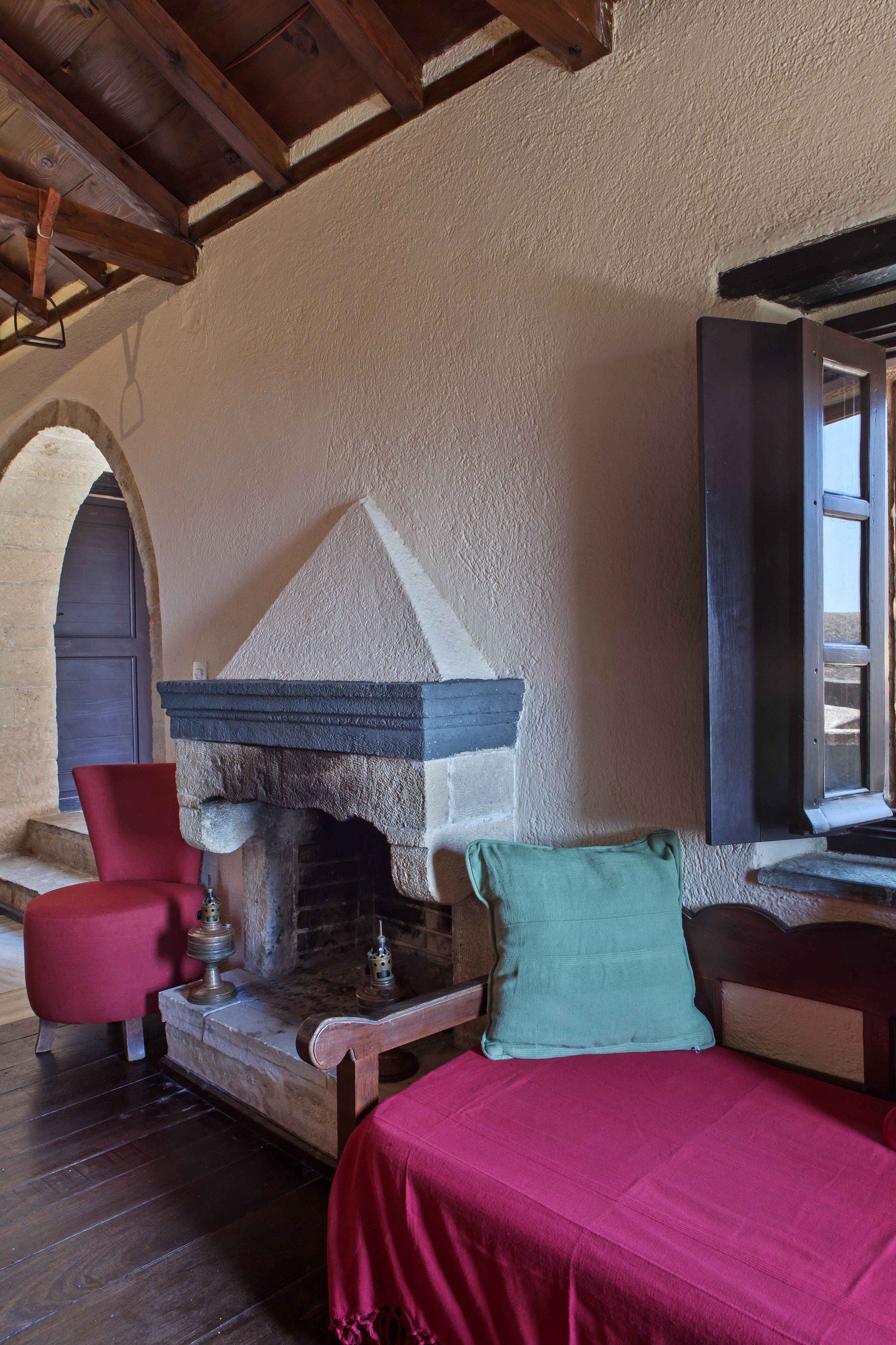 EXCLUSIVE COLLECTION