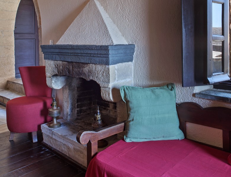 EXCLUSIVE COLLECTION