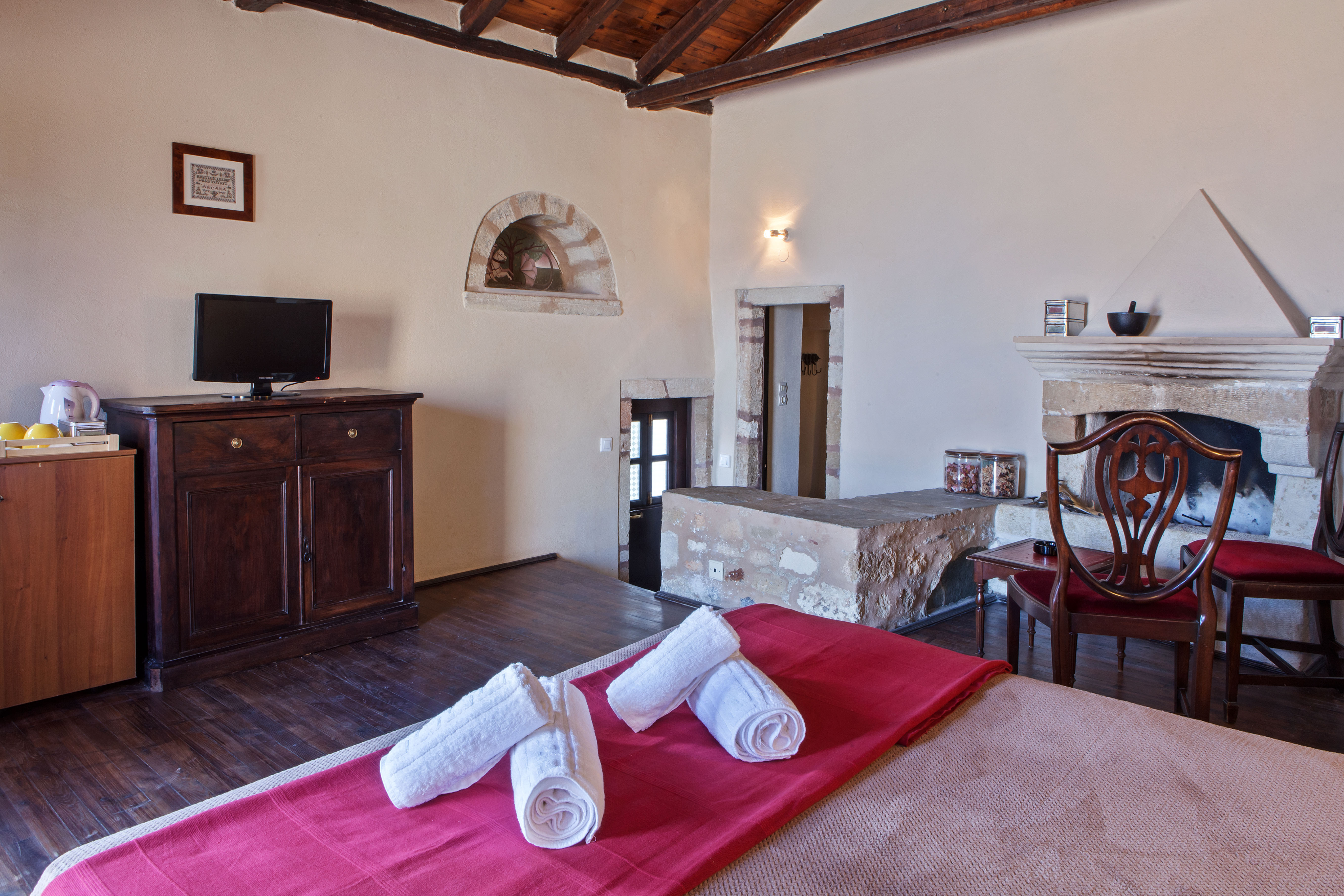 EXCLUSIVE COLLECTION