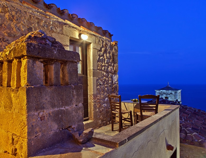 EXCLUSIVE COLLECTION