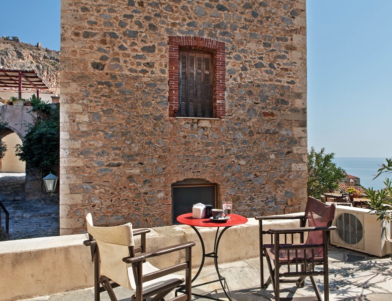 EXCLUSIVE COLLECTION