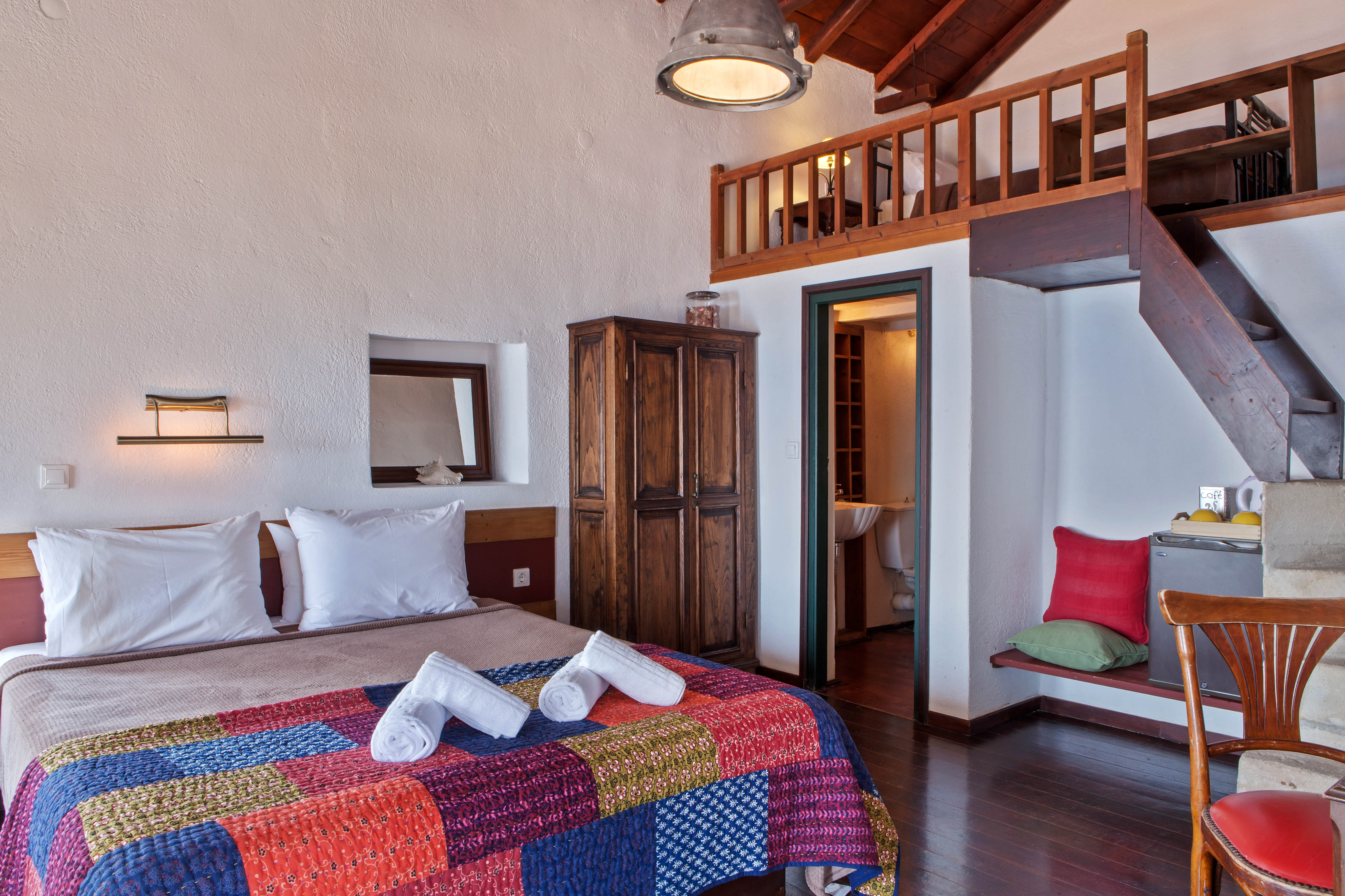 EXCLUSIVE COLLECTION