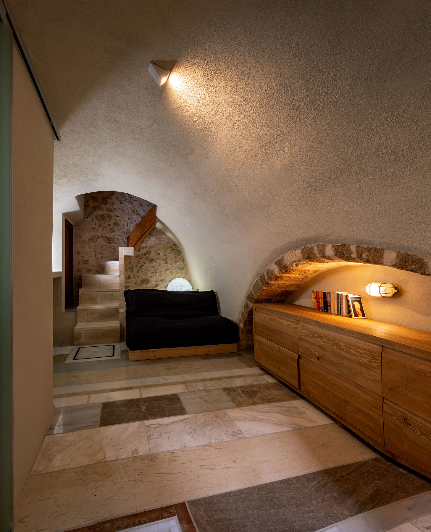 EXCLUSIVE COLLECTION